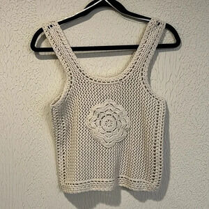 Jessica Simpson Beige crocheted sweater tank top size small